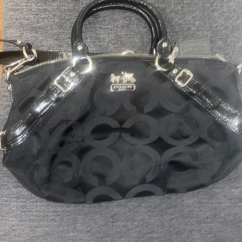 Coach purse excellent condition black